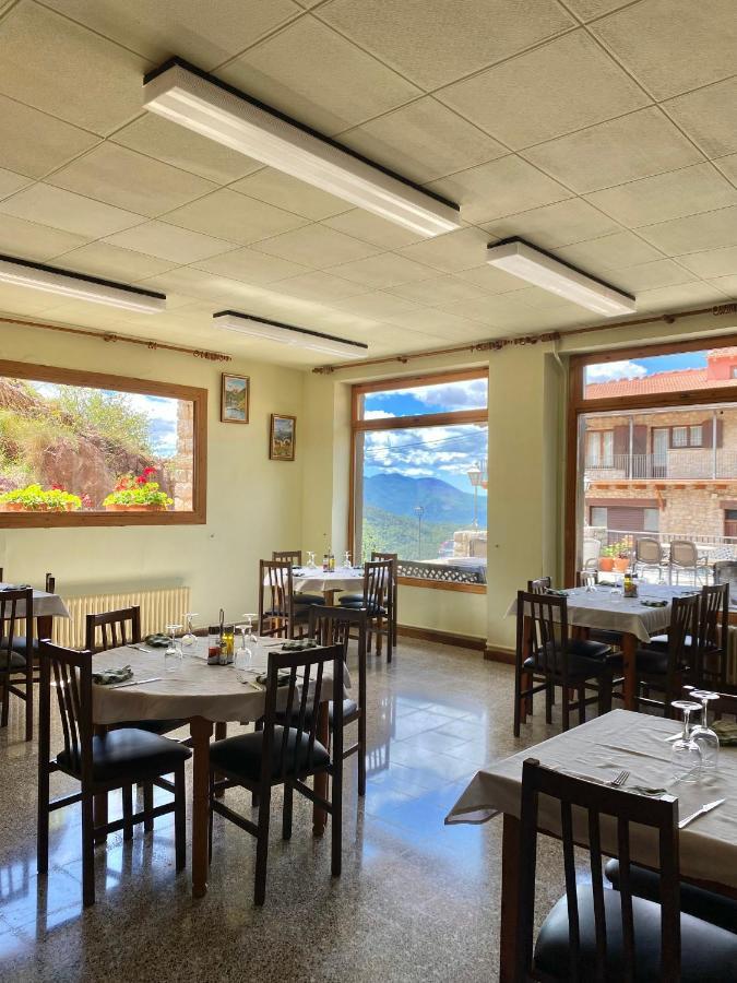 Hostal Alt Llobregat Castellar De N'Hug Exteriér fotografie