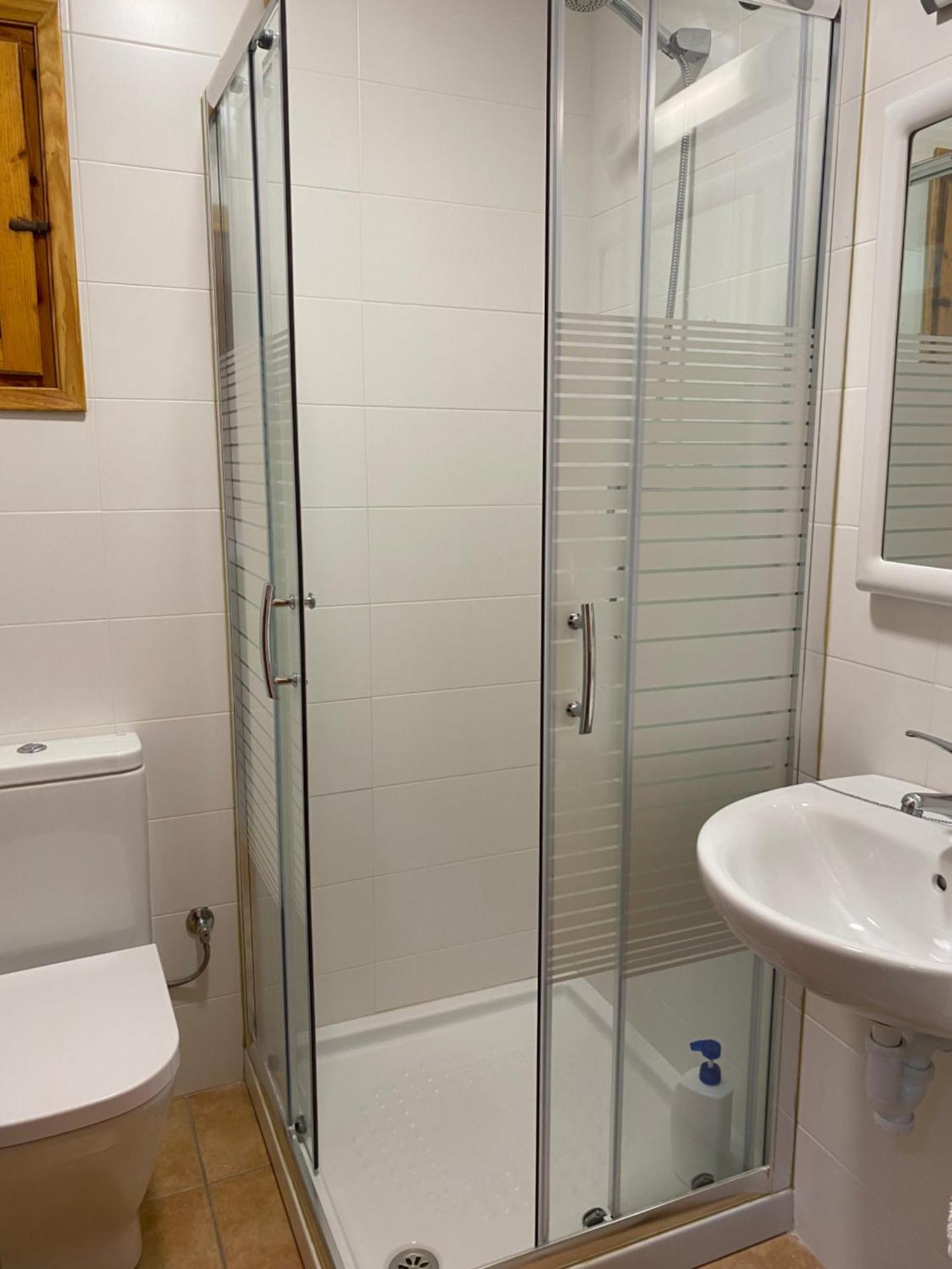 Hostal Alt Llobregat Castellar De N'Hug Exteriér fotografie